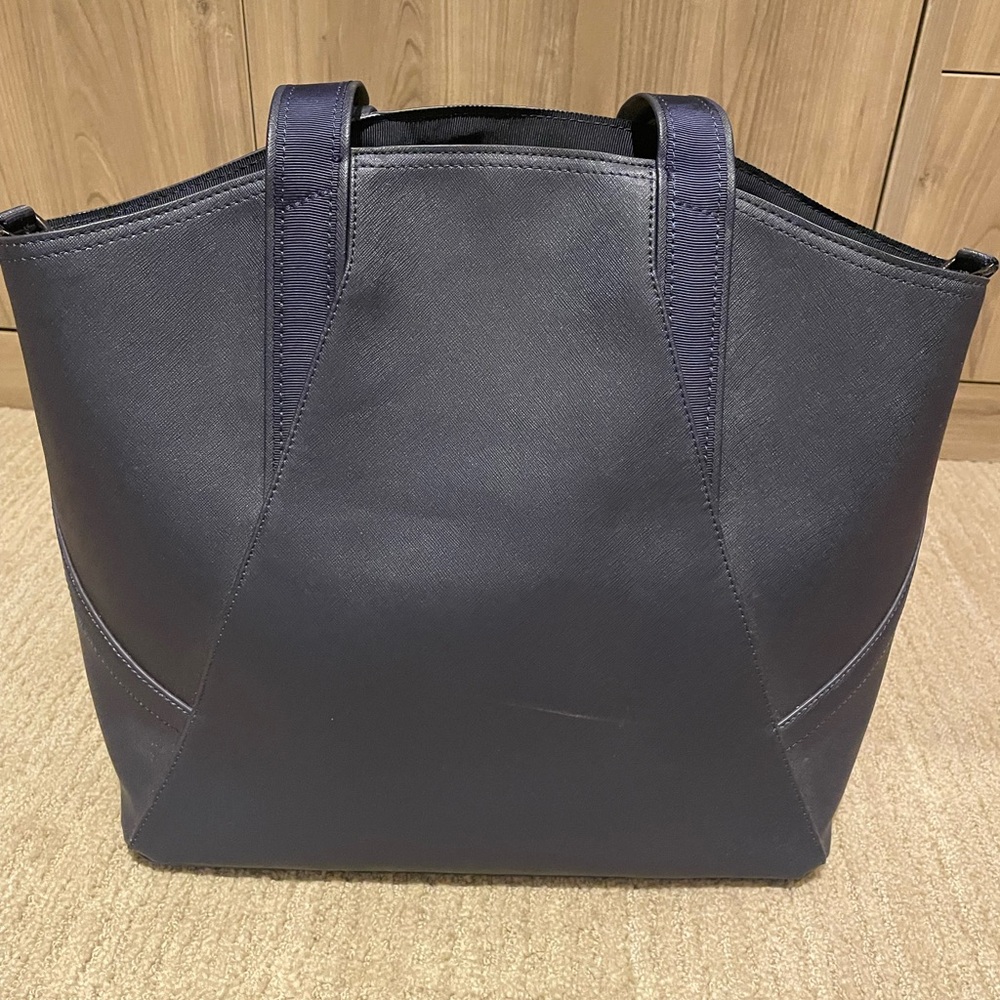 lululemon small navy tote